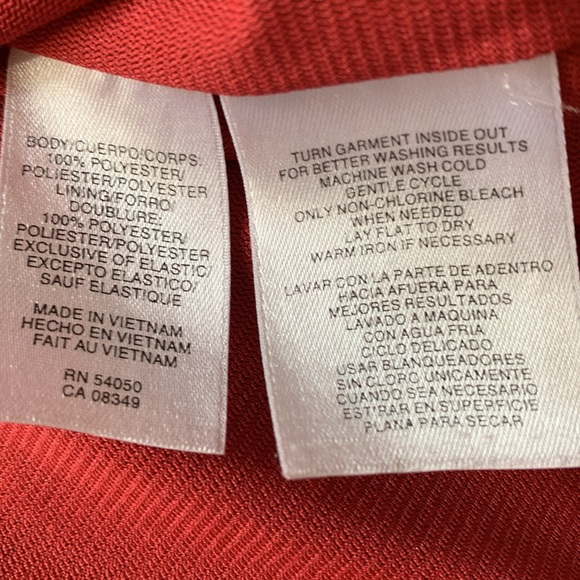 Jones New York Red & Brown Scoop Neck Blouse EUC - Picture 8 of 8